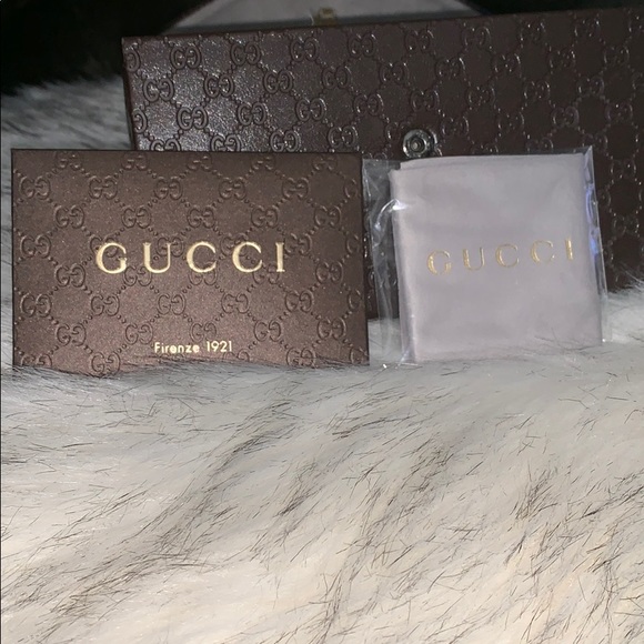 Gucci trifold brown leather sunglasses case - Picture 7 of 8